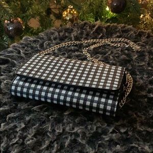 Banana republic phone case purse